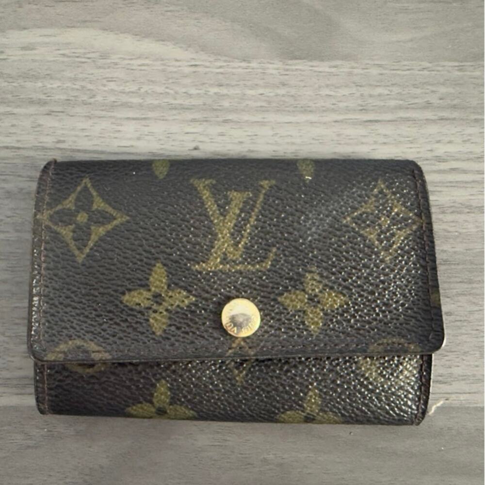 LOUIS VUITTON Monogram Multicles 6 Key holder 6-row Brown Gold Hardware